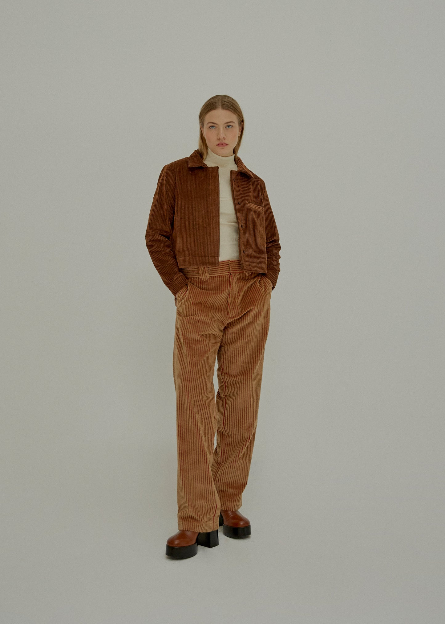 BRANDUR COTTON CURDORY TROUSERS