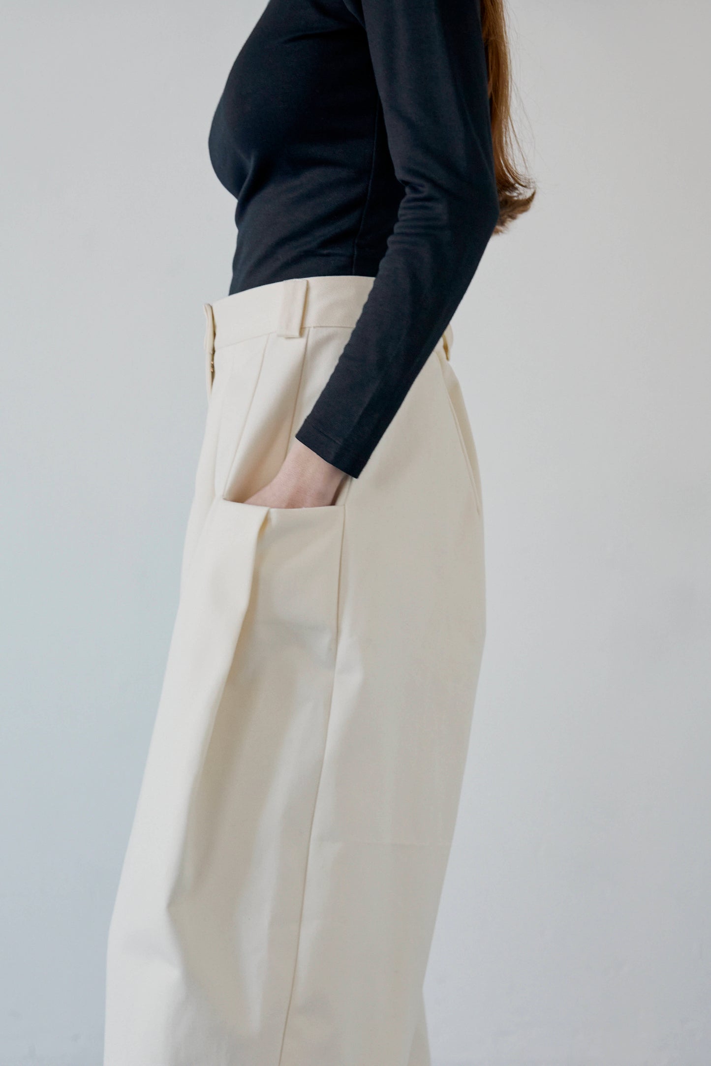 LYNN OFF WHITE COTTON OVERSIZE PANTS